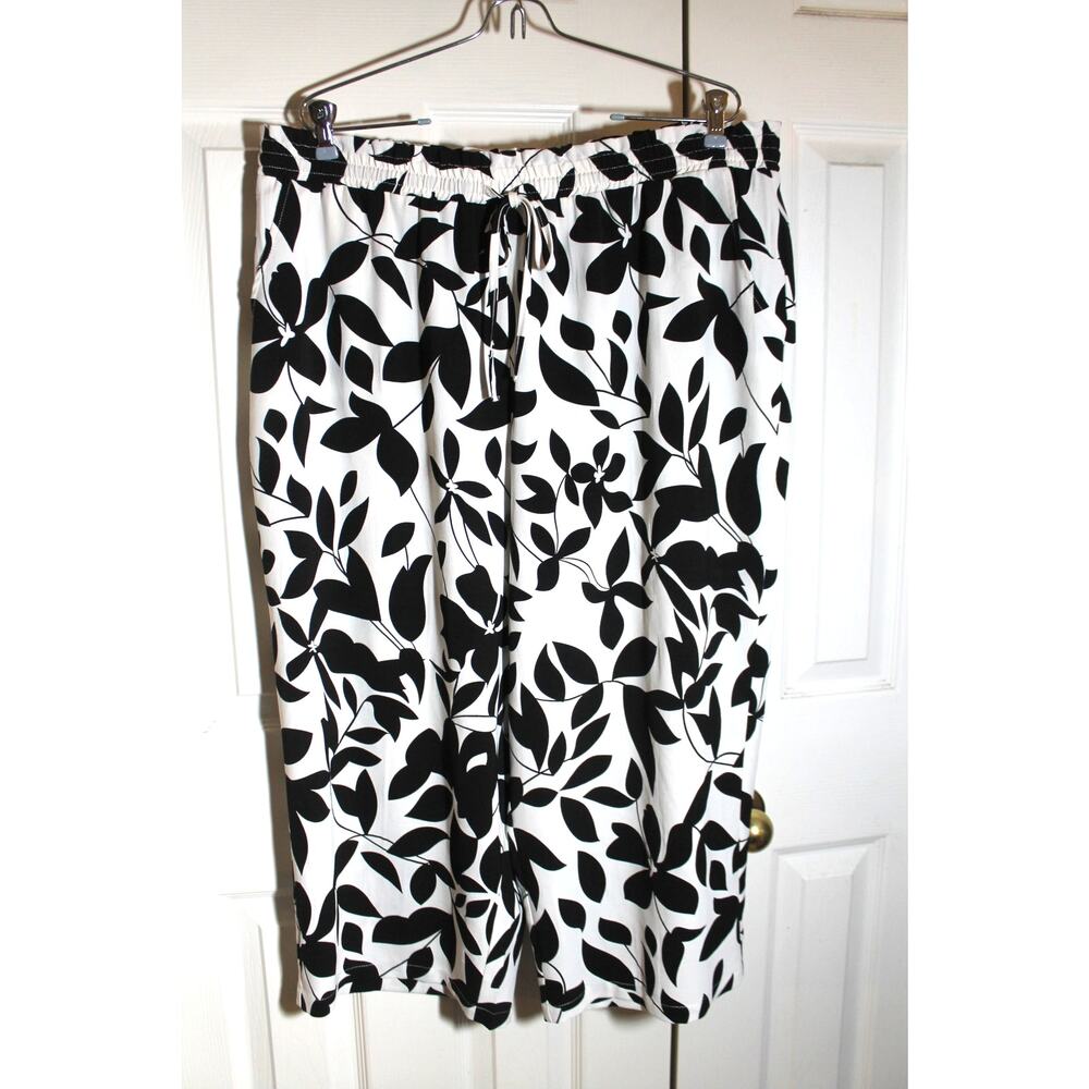 Anyhold White w/ Floral Print Wide Leg Capri Pants sz 2XL